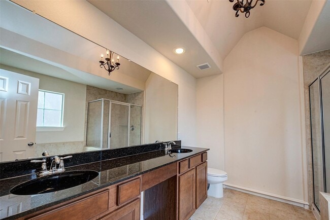 Building Photo - 3302 Clearview Cir