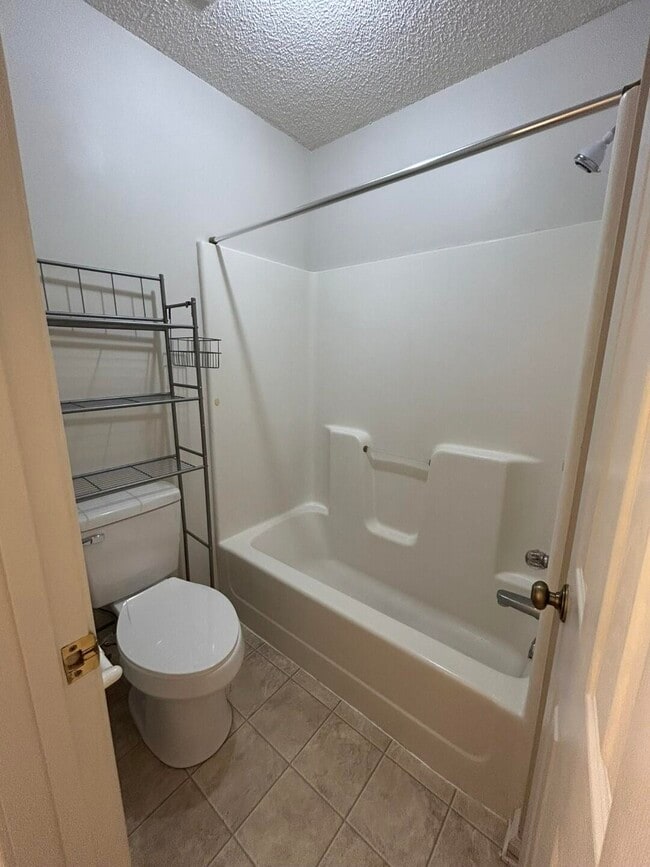 Building Photo - 1145 Peppercorn Ln