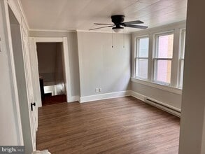 Building Photo - 110 W Main St