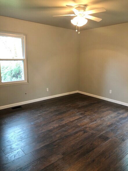 master bedroom - 1824 Miller Dr