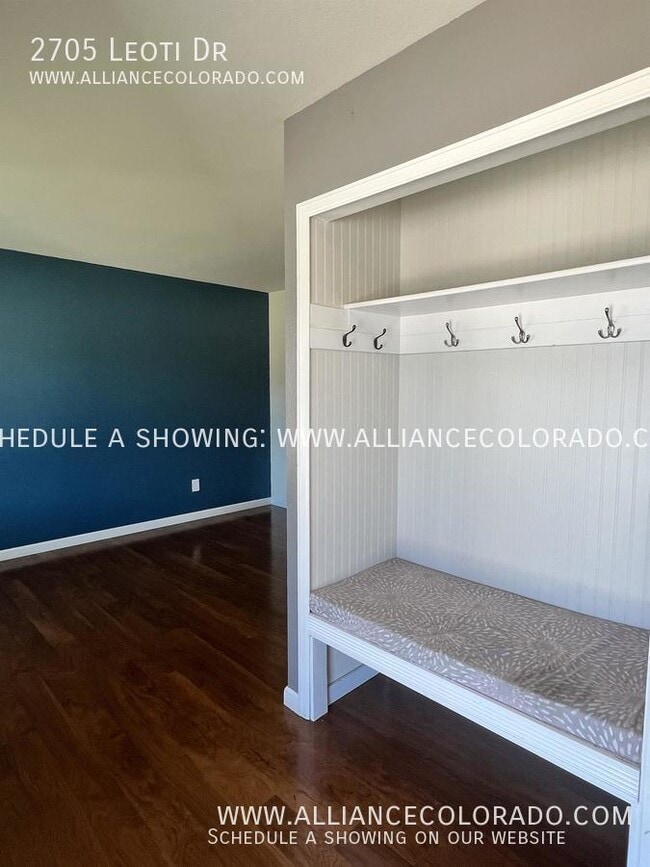 Building Photo - 2705 Leoti Dr