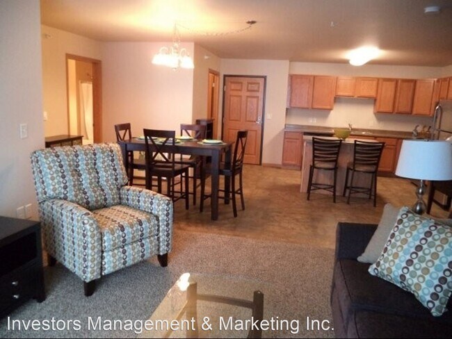 Building Photo - 2220 35th St NW