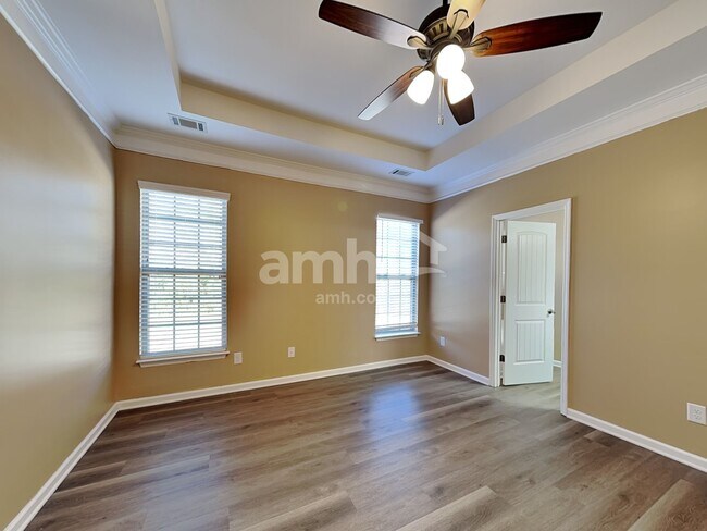 Building Photo - 115 Otter Glen Dr