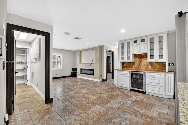 Building Photo - 13808 Geranium Pl