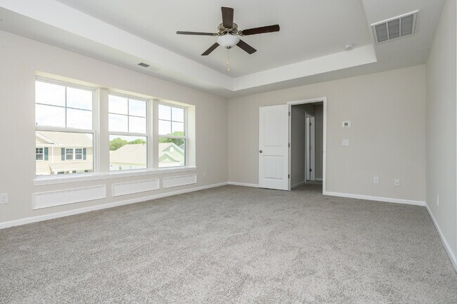 Building Photo - Elegant 4 Bedroom, 2 Bathroom Home with Modern Finishes & Open-Concept Living $2,150/mo rent
