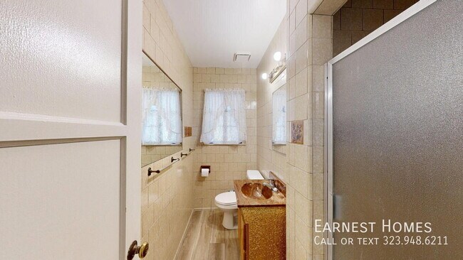 Building Photo - 13950 Garber St