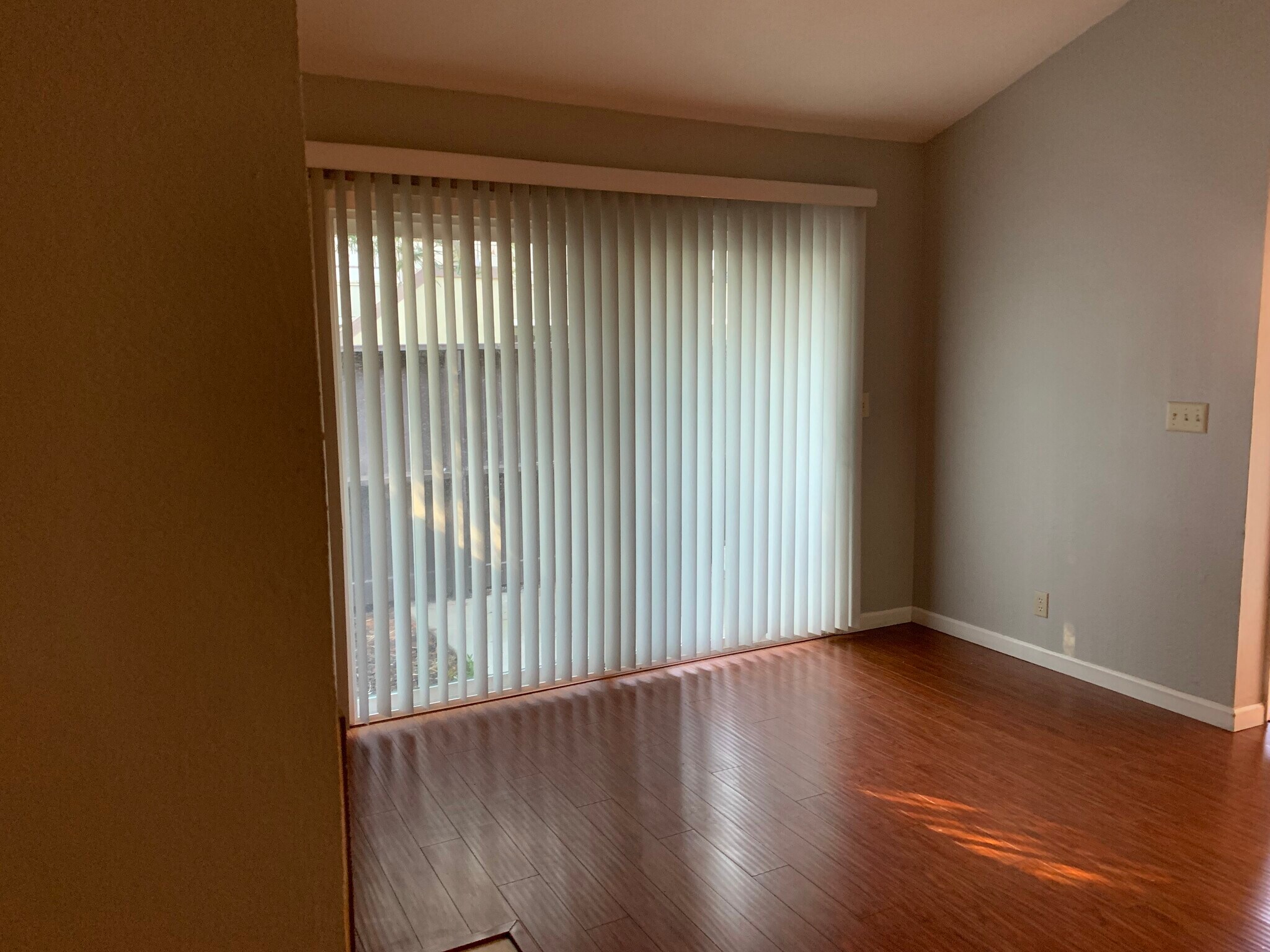 Building Photo - 6260 Havenside Dr