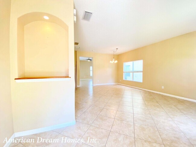 Building Photo - 10973 Willow Ridge Loop