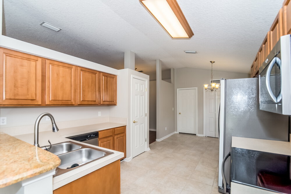 Building Photo - 12561 Brahma Bull Cir W