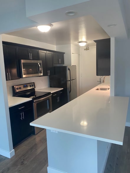 Building Photo - 1130 S Michigan Ave