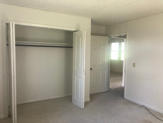 Building Photo - 601 Caldwell Dr