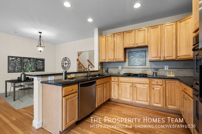 Building Photo - 9752 Evening Bird Ln