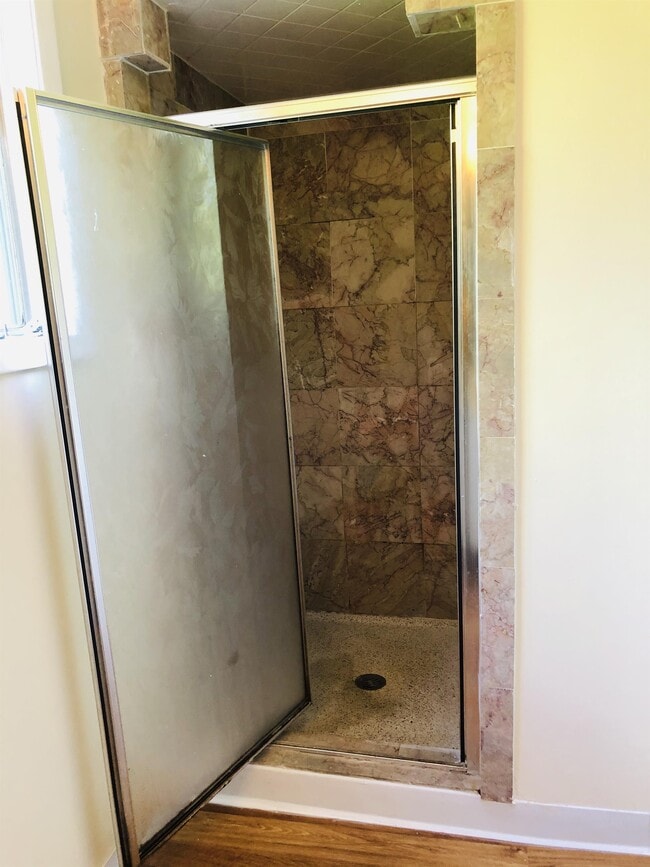 Building Photo - 4244 E Stephens Dr