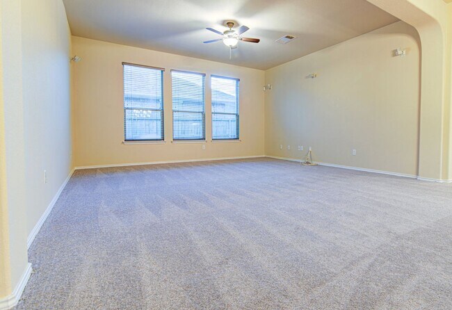 Building Photo - Gorgeous Rancho Alto 5/3 is Move in Ready!
