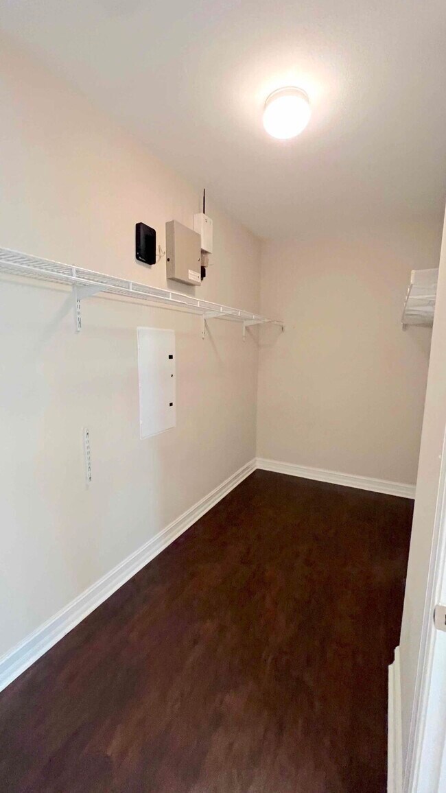 Building Photo - 4230 Jade Loop