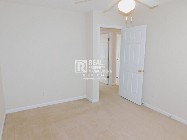 Building Photo - 4706 Ridge Fall Rd