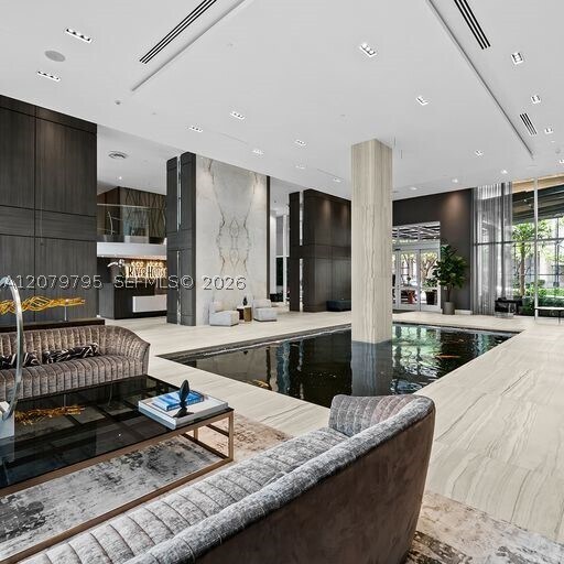 Building Photo - 333 Las Olas Way