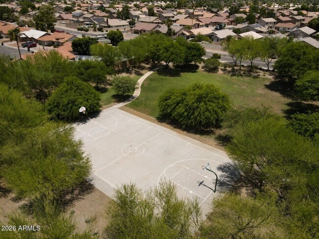 Building Photo - 1131 E Binner Dr