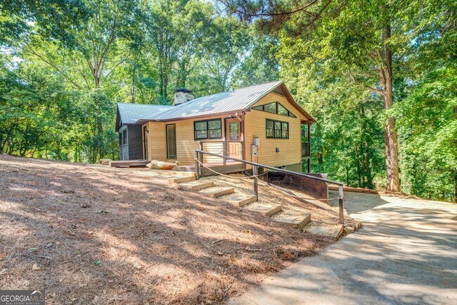 Building Photo - 1019 Whippoorwill Rd