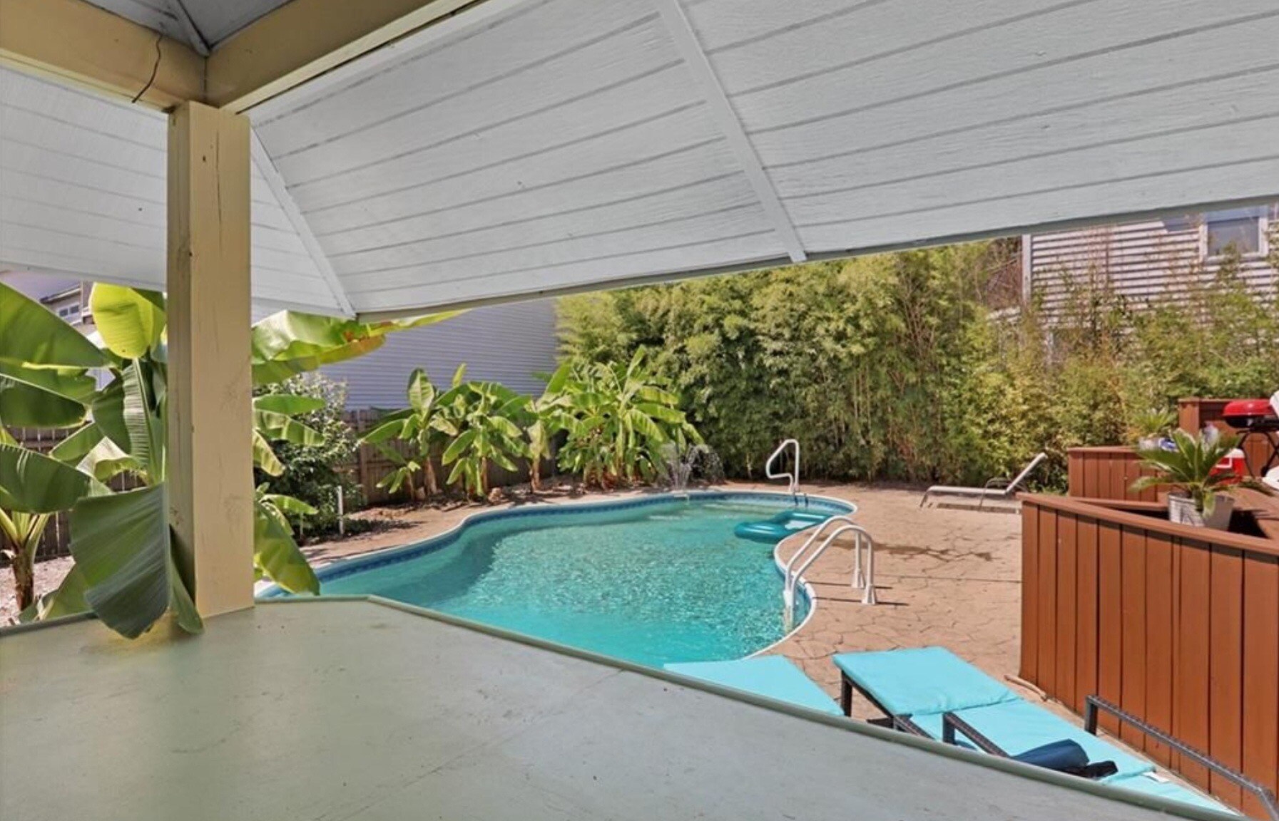 Building Photo - 404 Grace Ave