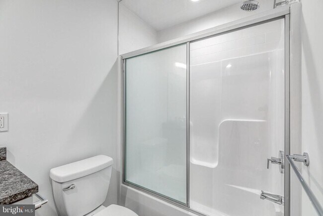 Building Photo - 751 N 43rd St