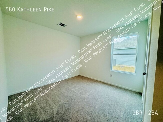 Building Photo - 580 Kathleen Pike