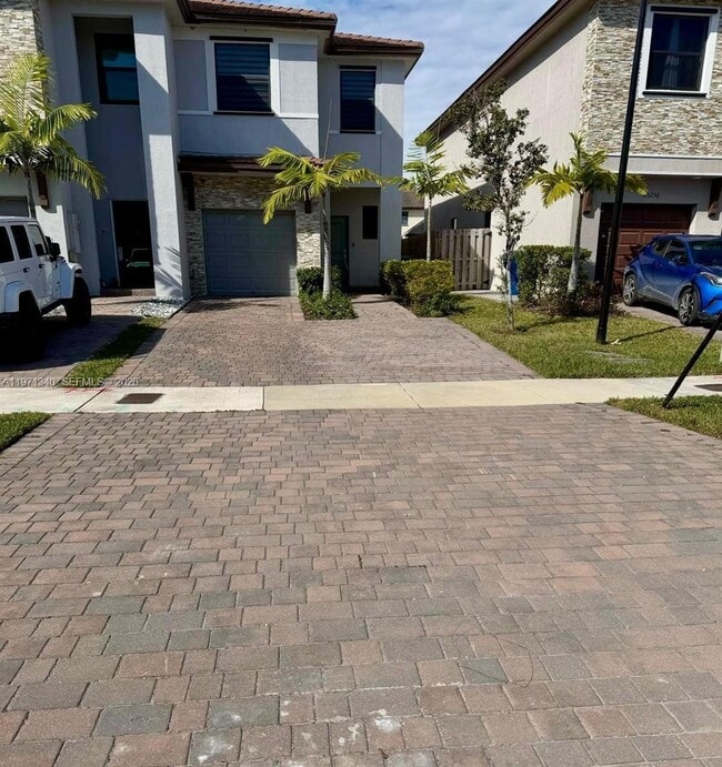 Building Photo - 25266 SW 107th Ave