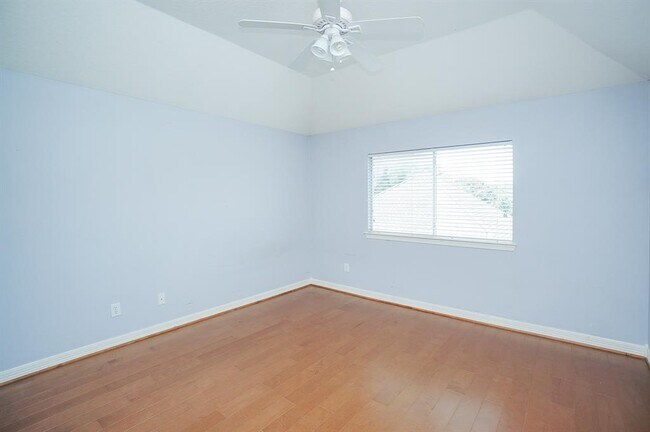 Building Photo - 5815 Coral Springs Ct