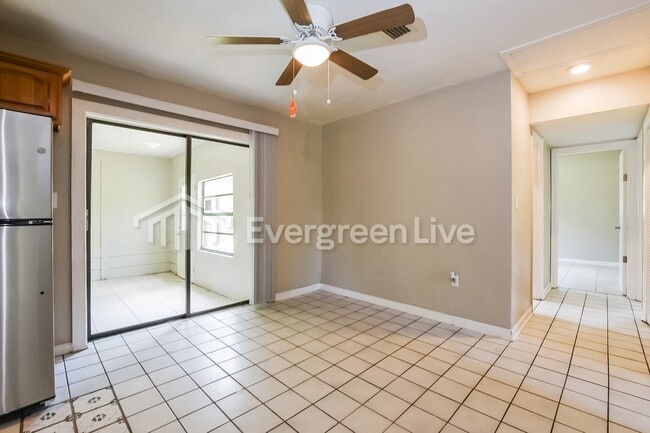 Building Photo - 4503 Drexel Ave