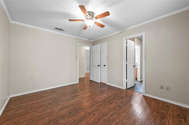 Building Photo - 2204 Sapphire Dr