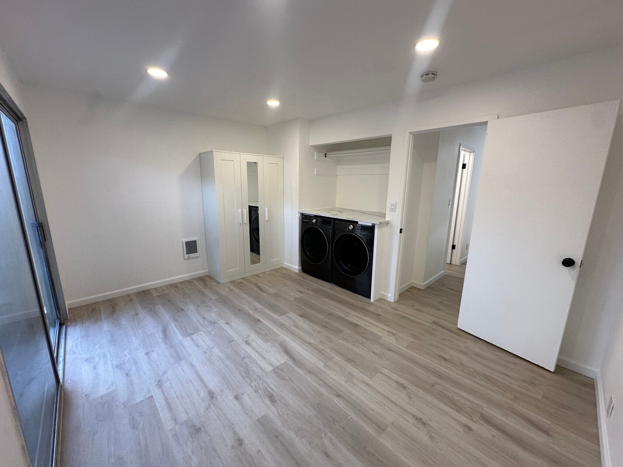 Building Photo - 2919 Fulton St