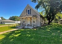 Building Photo - 2800 SE Michigan Ave