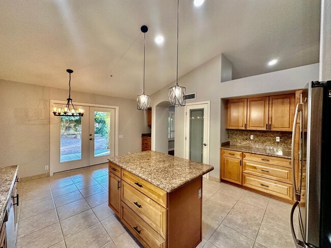 Building Photo - 9071 E Caribbean Ln