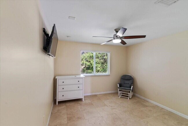 Building Photo - Southwest 166th Court, Miami, FL 33193 - 4 BR 3 BA single-family home