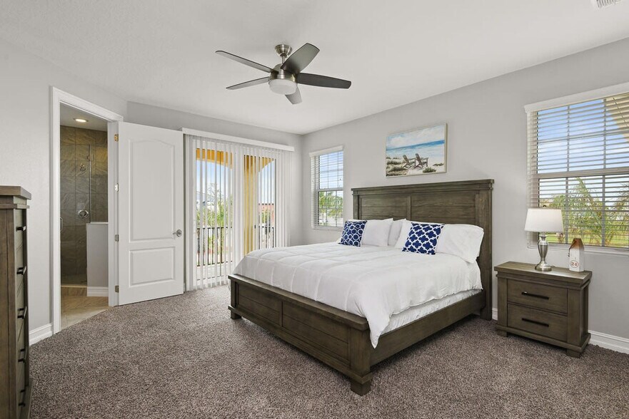 Building Photo - 132 Mediterranean Way