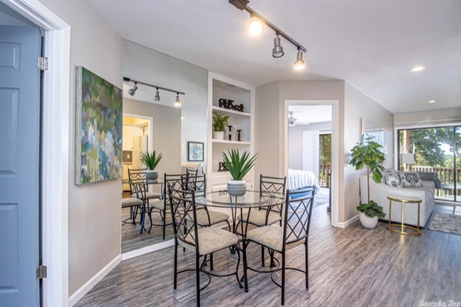 Building Photo - 203 Stearns Point