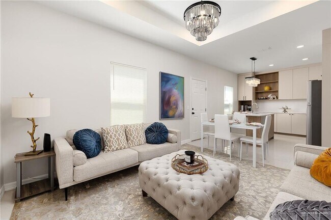 Building Photo - 18 N 43rd St