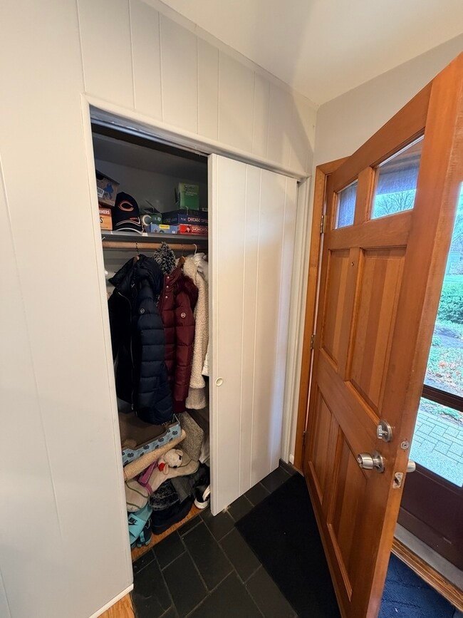 Building Photo - 137 Richard Ave