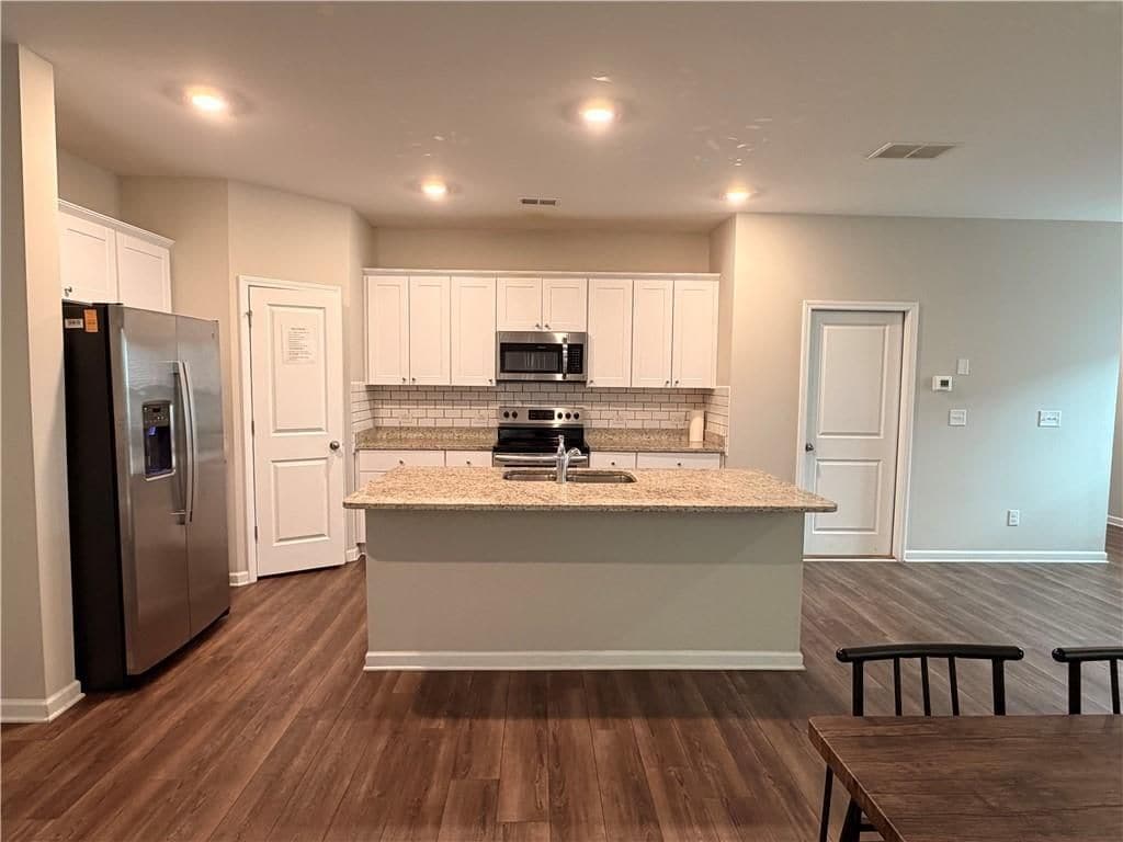 Building Photo - 223 Wynn Wy