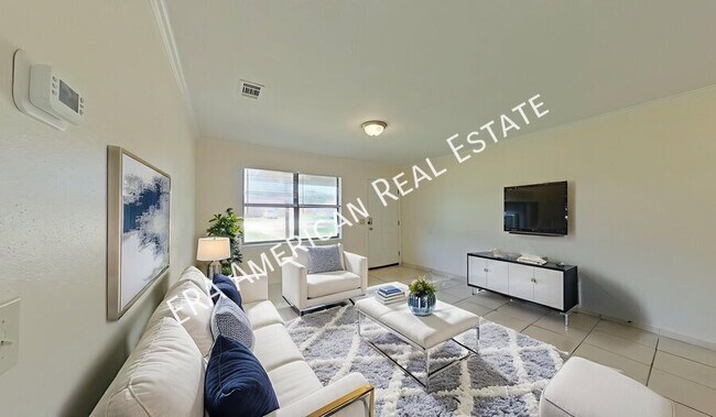 Building Photo - 144 Twin Trees Dr