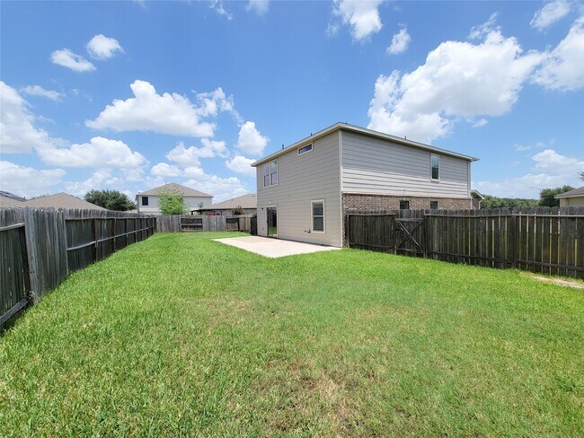 Building Photo - 21382 Beacon Springs Lane