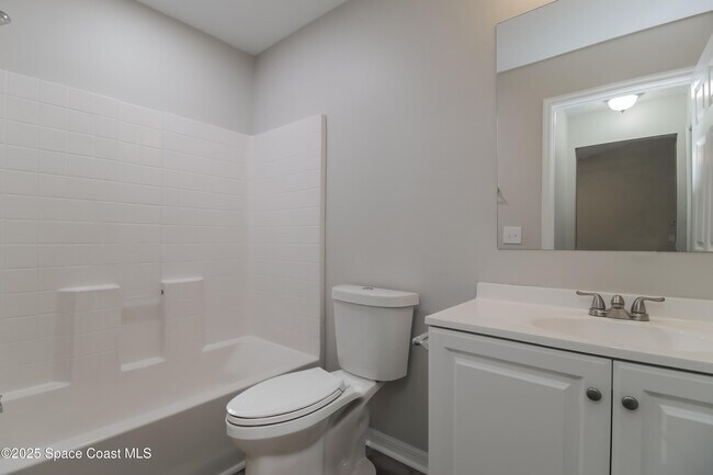 Building Photo - 6145 Banyan St
