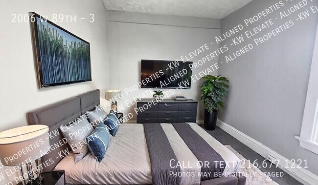 Building Photo - 2006 w 89th-3