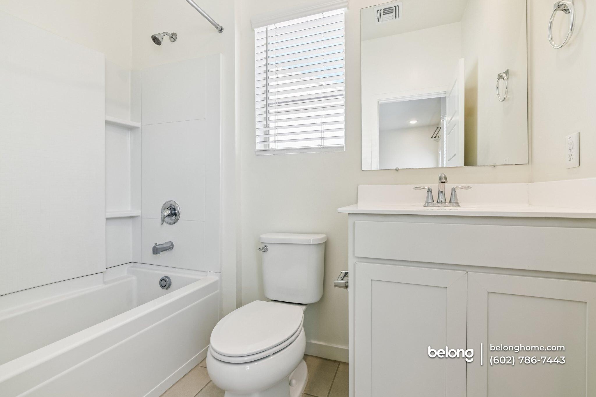 Building Photo - 8192 N 22nd Dr