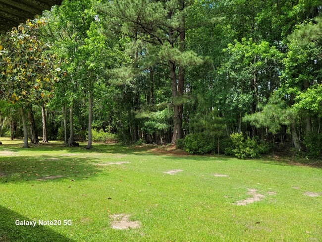 Building Photo - 652 Ralph Rahn Rd