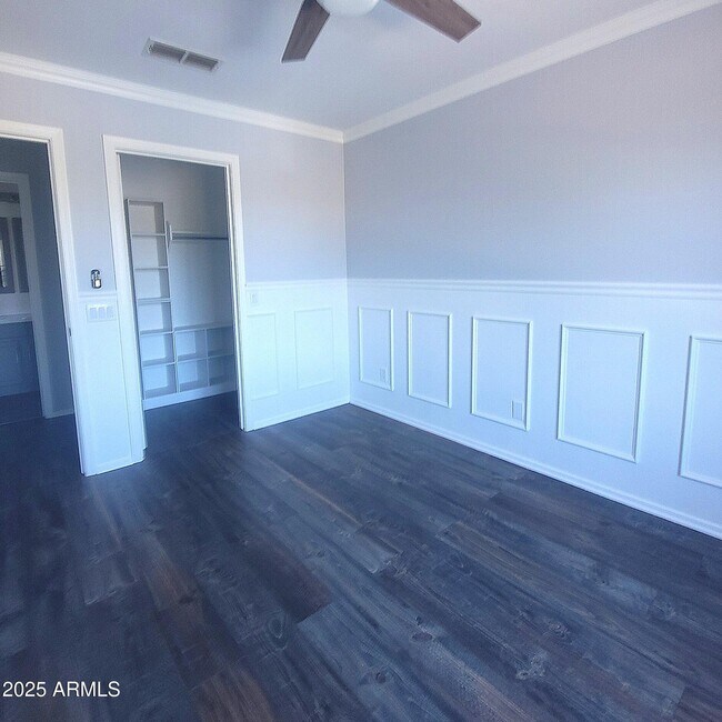 Building Photo - 4639 E Laredo Ln