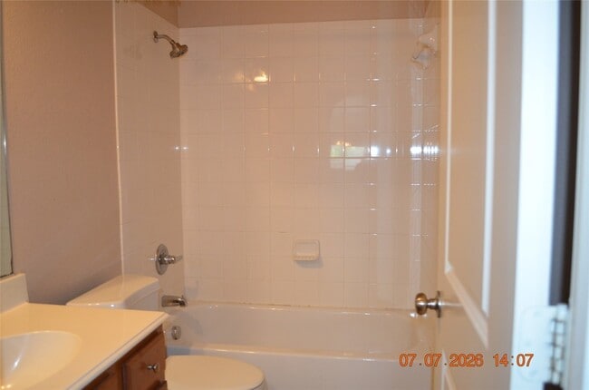 Building Photo - 9638 Castlerock Tr