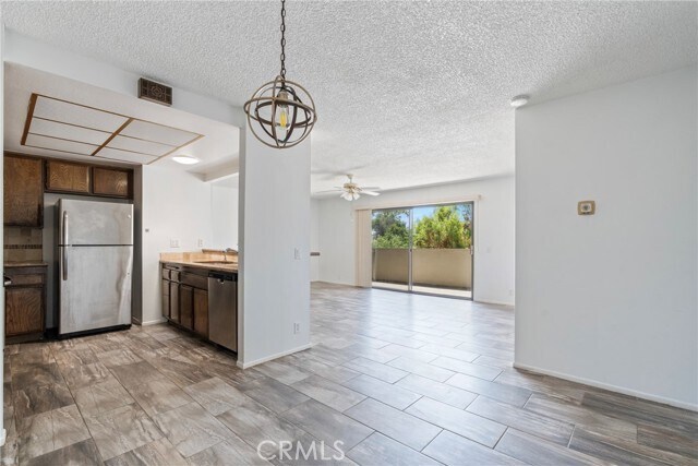 Building Photo - 13624 La Jolla Cir