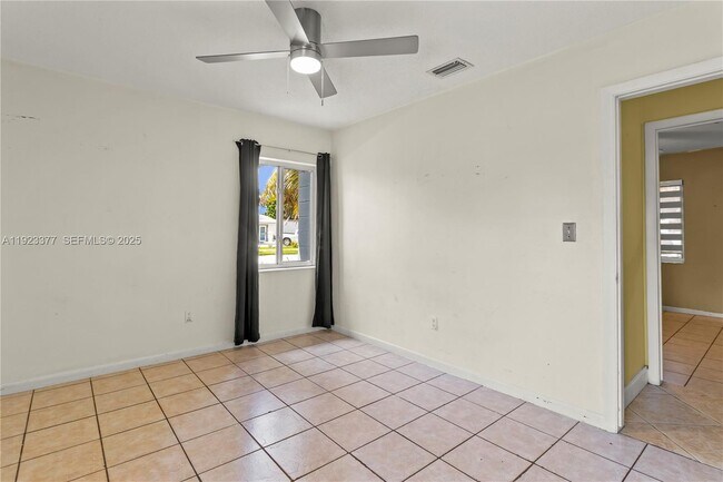 Building Photo - 10615 SW 200th St