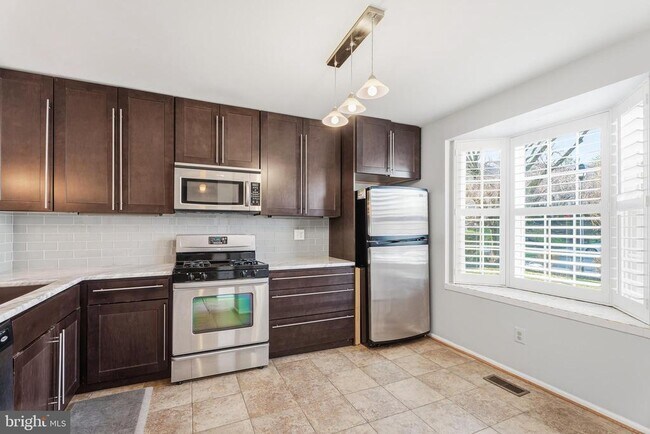 Building Photo - 41 Jones Falls Terrace